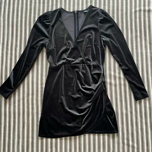 wild fable Black Velvet Long-Sleeve Wrap Dress
